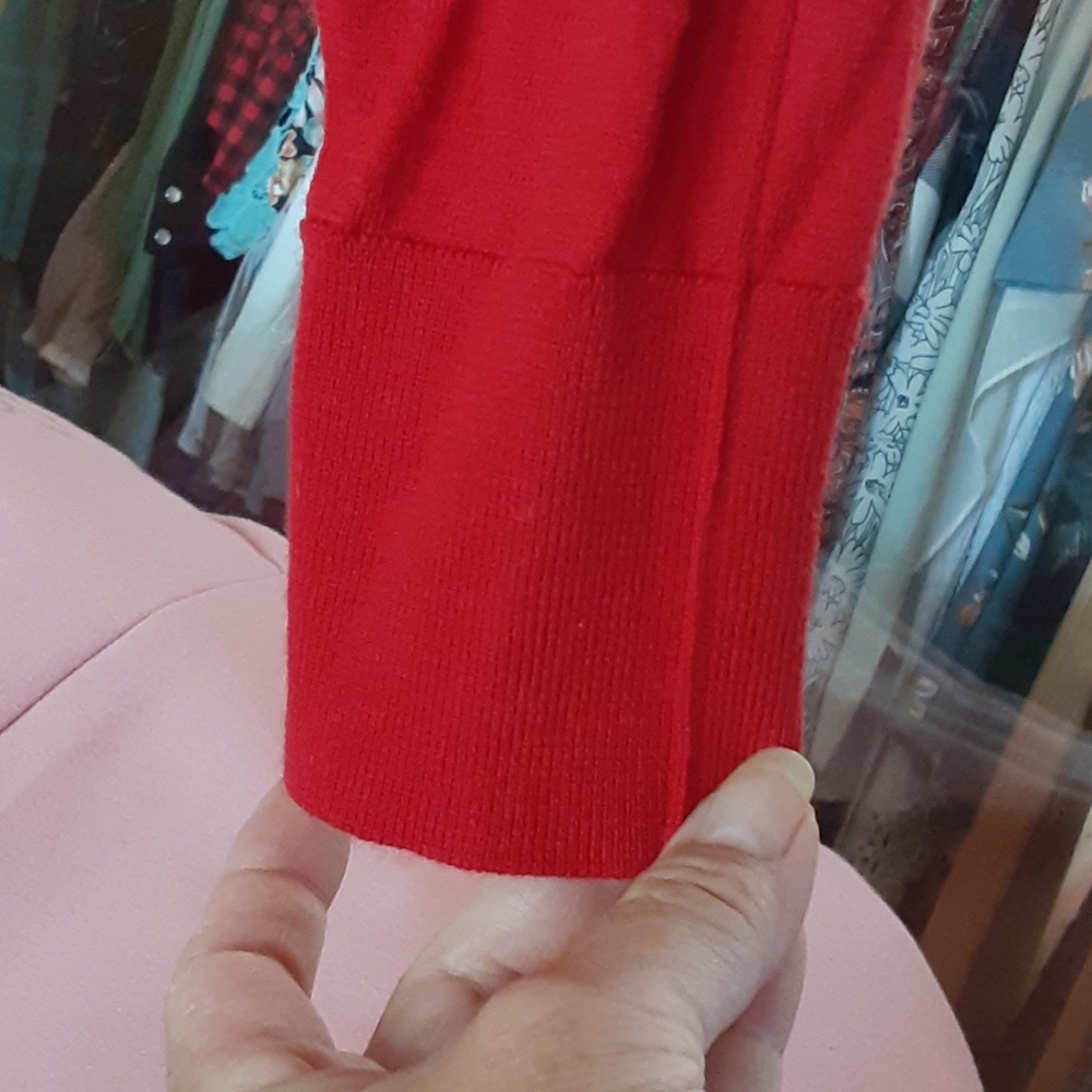 Sweater - Picture 3 of 6